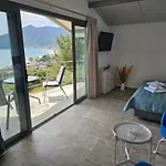 アパート Black Goat *