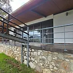 アパート Black Goat