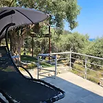 Black Goat アパート *