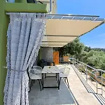 アパート Black Goat *