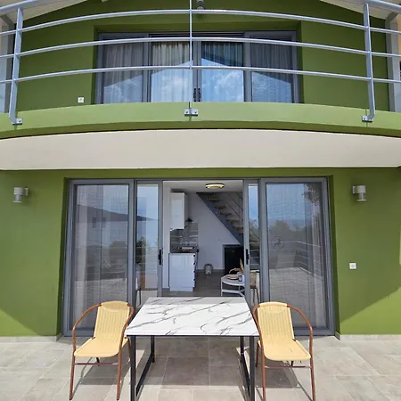 アパート Black Goat *