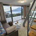 Black Goat Apartament *