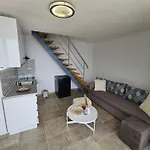 Apartament Black Goat *